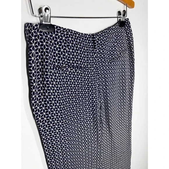 Theory Brilda Geo Print 100% Silk Pants Size 4 Navy White Zipper Closure - Picture 9 of 13